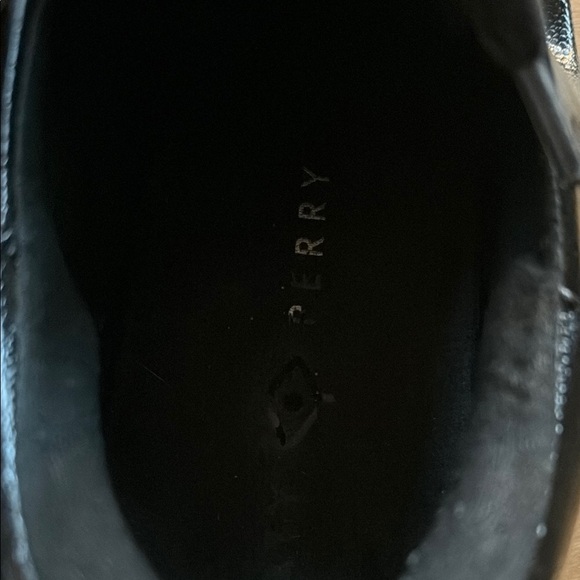 Katy Perry Collections “The Rizzo” Black Leather Sneakers Women’s 9M - Picture 7 of 7